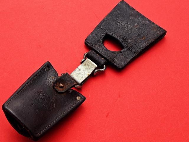 WW1 Koppelschuh zu Schweizer Säbel für höhere Unteroffiziere M1883 – Bild 4