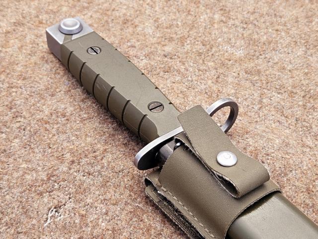 Schweizer Armee Bajonett M90 für Stgw90 – Bild 7