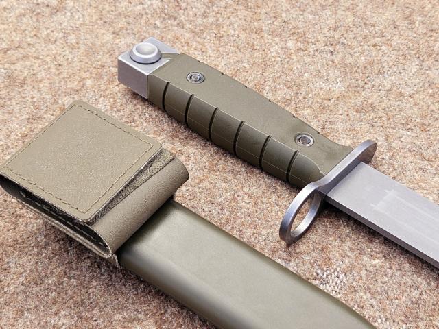 Schweizer Armee Bajonett M90 für Stgw90 – Bild 3