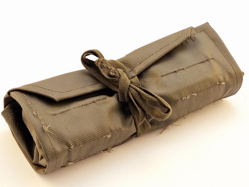 Schmidt Rubin K11 Putzzeugrolle (cleaning kit) – Bild 2